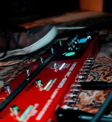 Moderna harmonika i live looping